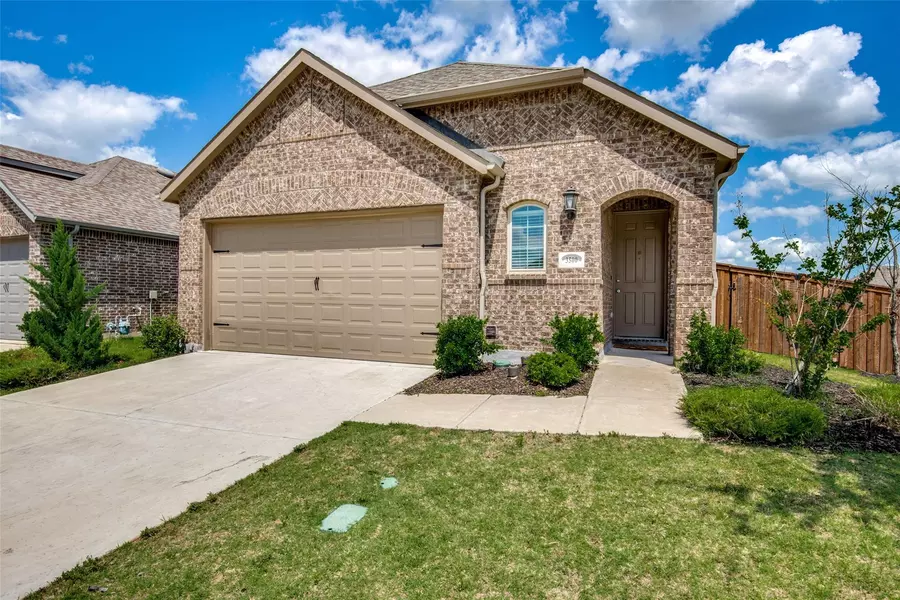 3500 Tulip Drive, Aubrey, TX 76227