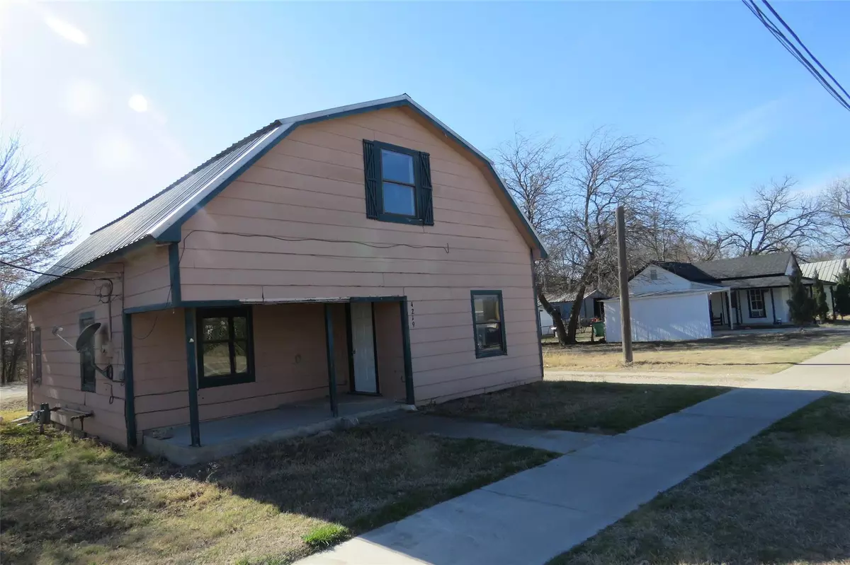 Walnut Springs, TX 76690,4219 3rd Street