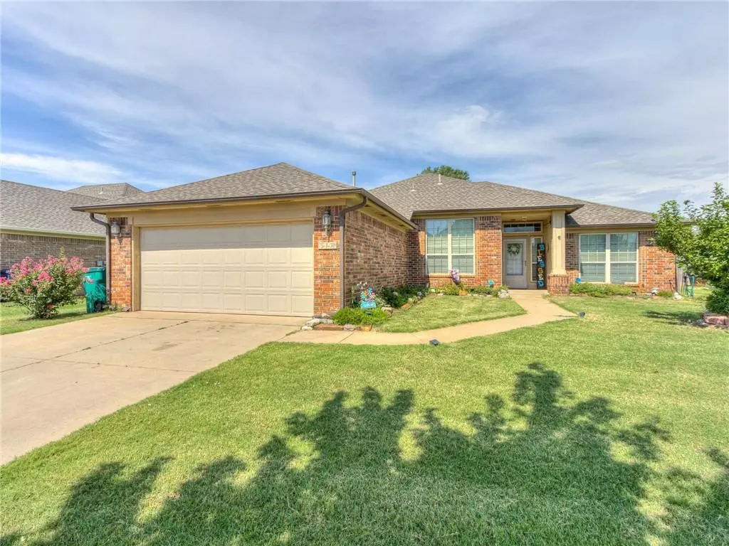 Yukon, OK 73099,517 Firefork Avenue