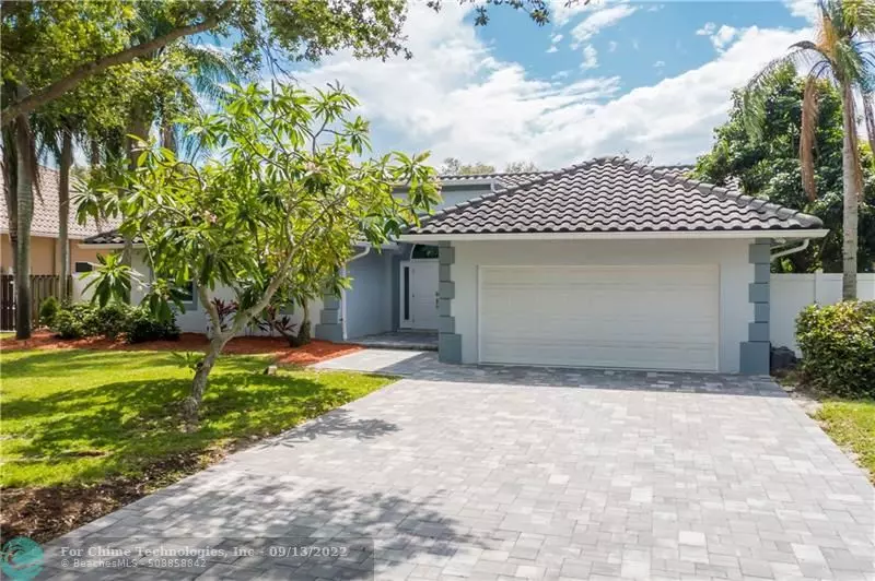 1031 NW 93rd Ter, Plantation, FL 33322