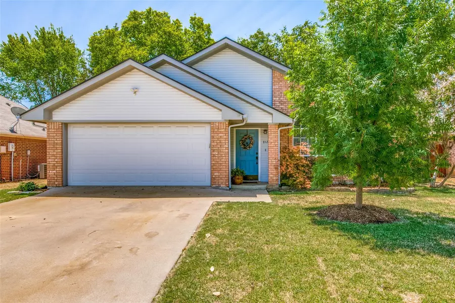 812 Brittany Drive, Denton, TX 76209