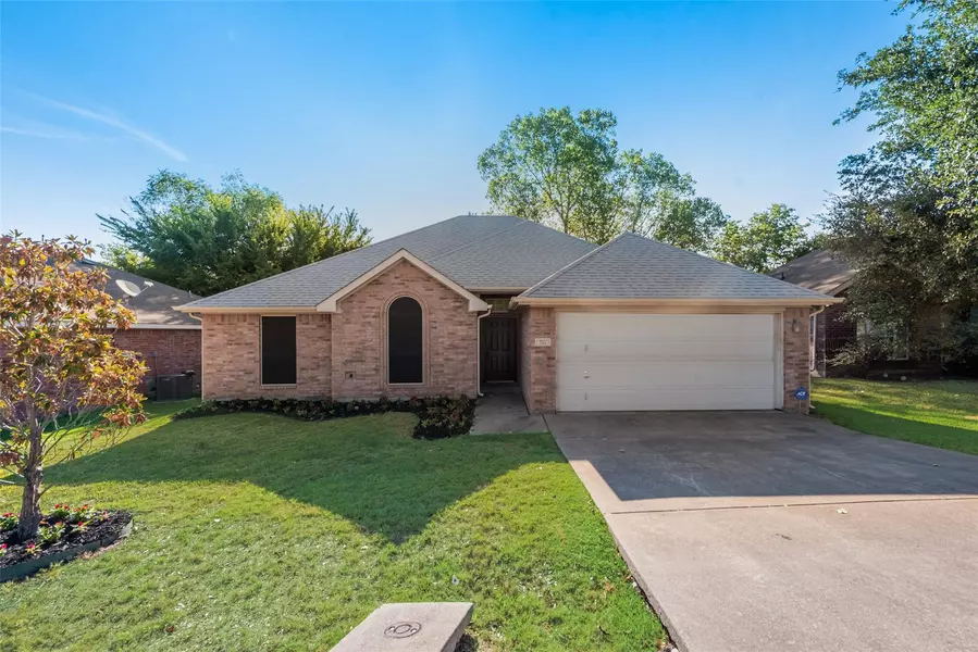 722 Mr Haney Drive, Midlothian, TX 76065