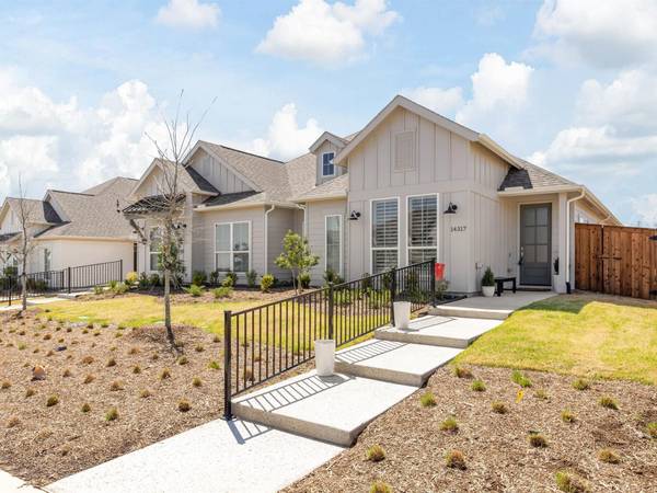 14317 Walsh Avenue, Aledo, TX 76008