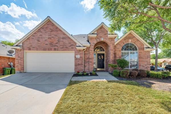 7037 Herman Jared Drive, North Richland Hills, TX 76182