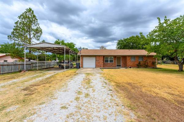 6029 Fm 678, Gainesville, TX 76240