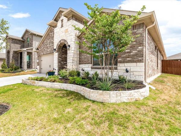 15944 Charing Cross Drive, Fort Worth, TX 76247