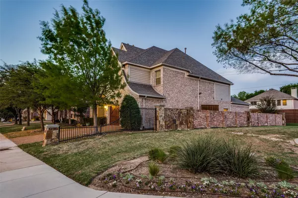 Plano, TX 75024,6004 Garden Gate Drive