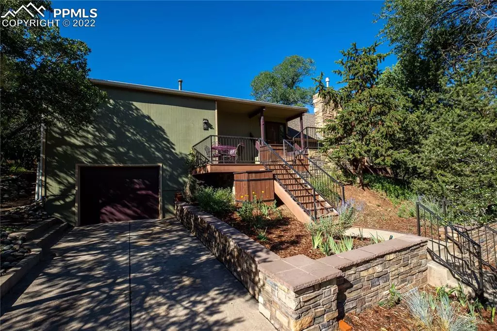 Manitou Springs, CO 80829,4 Sutherland PL