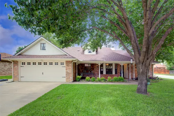 2517 New Haven Court, Bedford, TX 76022