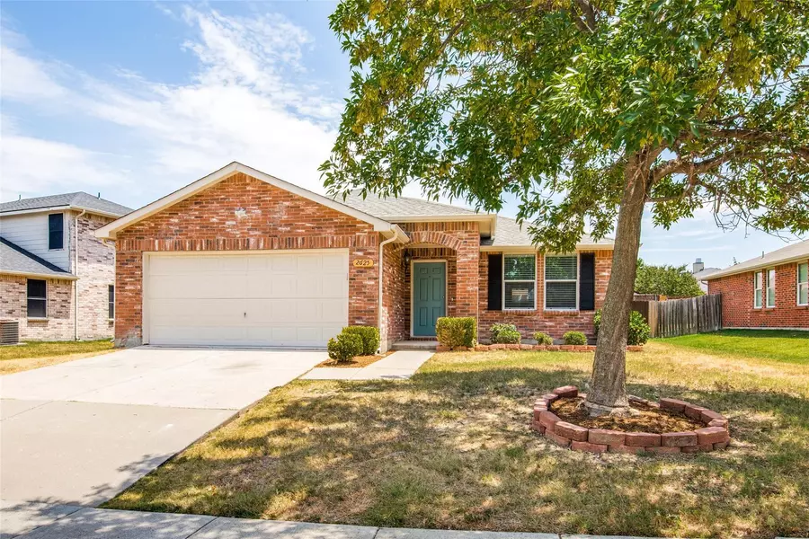 2625 Harbor Lights Drive, Little Elm, TX 75068