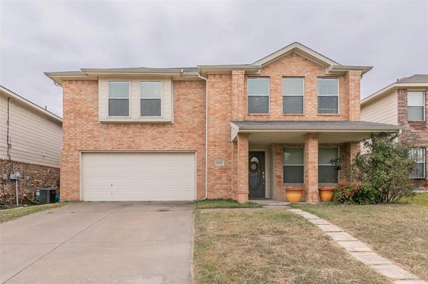 6412 Paradise Valley Road, Fort Worth, TX 76112