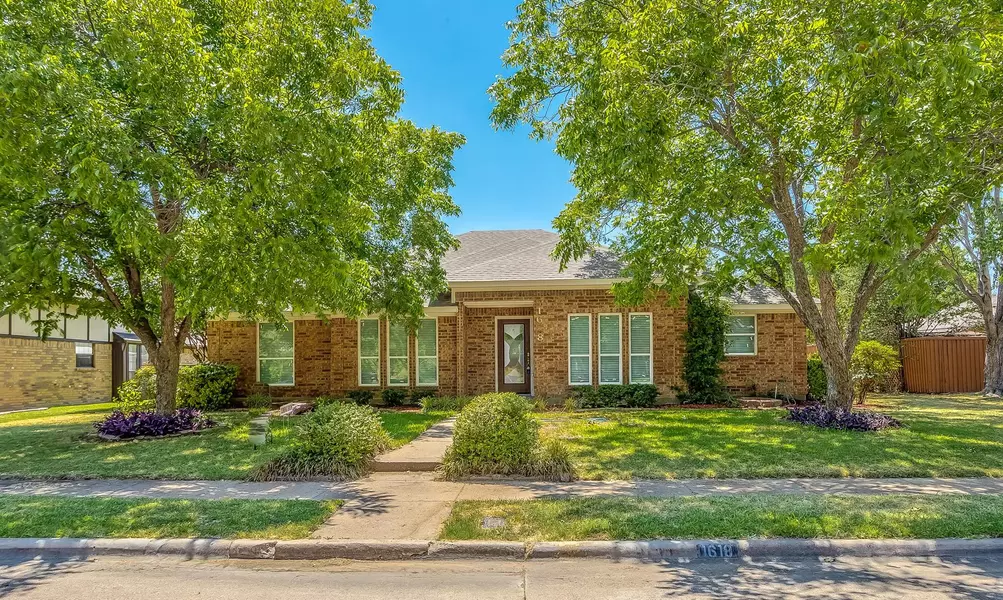 1618 Oak Creek Drive, Lewisville, TX 75077