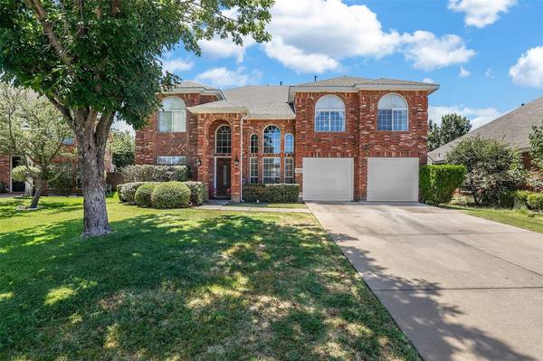 515 Delores Drive, Grand Prairie, TX 75052