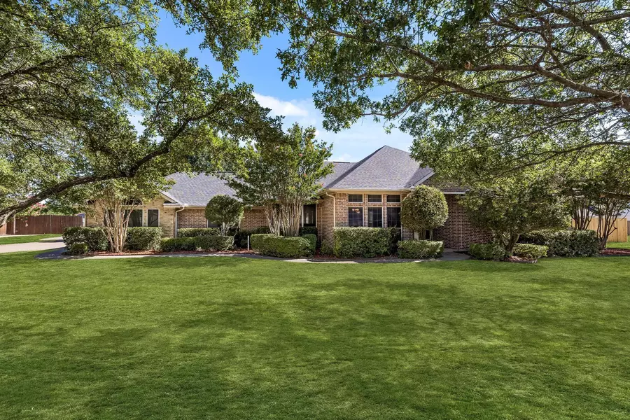 2631 Cody Court, Midlothian, TX 76065