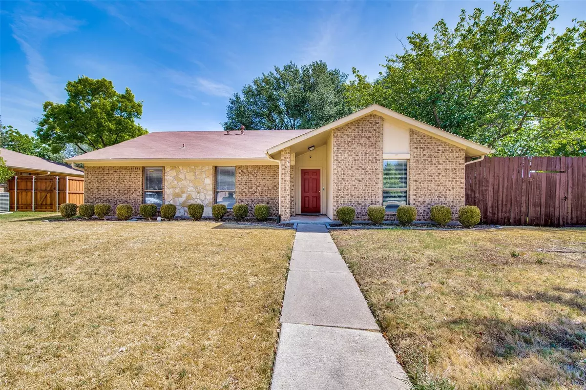 Garland, TX 75043,5525 Hidalgo Court