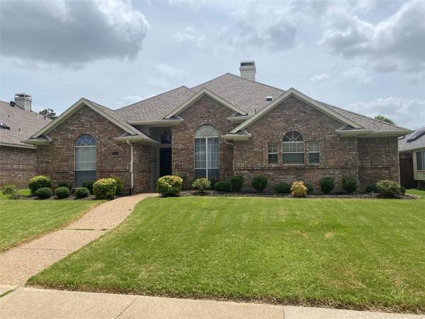 1312 Black Oak Drive, Carrollton, TX 75007