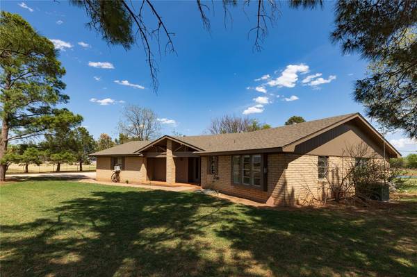 2306 County Road 475, Anson, TX 79501