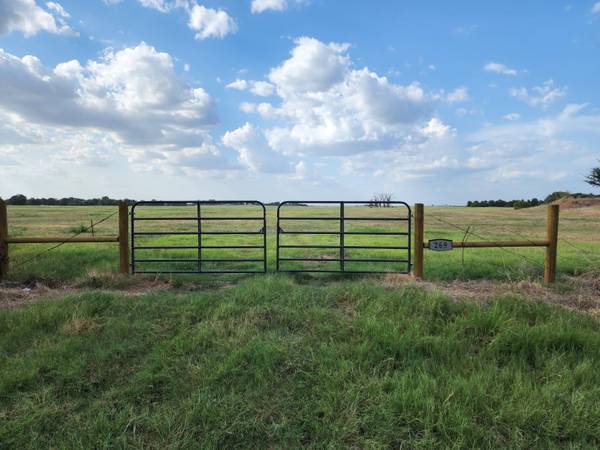 269 VZ CR 4305, Ben Wheeler, TX 75754