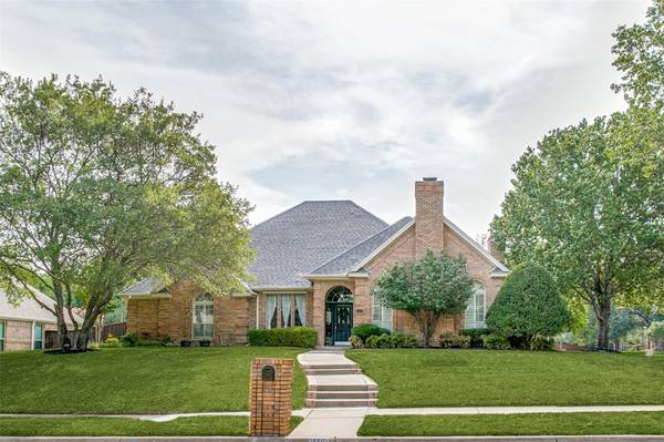 6100 Montford Drive, Colleyville, TX 76034