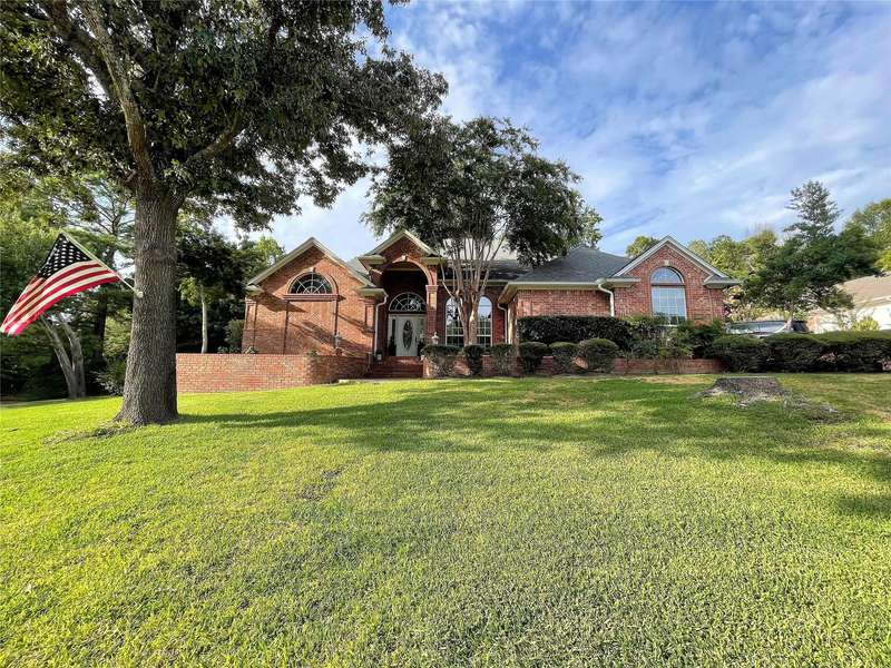 14187 Pinebrook Drive, Tyler, TX 75703