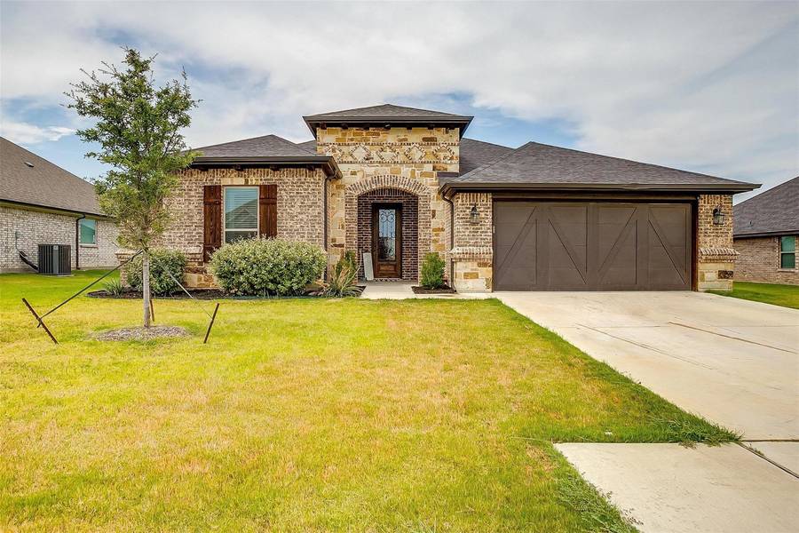 214 Harp Avenue, Godley, TX 76044