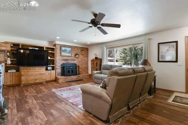 Woodland Park, CO 80863,700 W Kelly RD