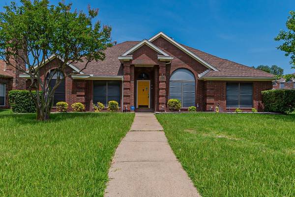 1001 Craig Drive, Mesquite, TX 75181