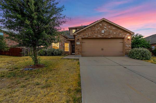 1108 Flatwater Trail, Crowley, TX 76036