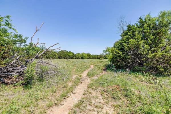 TRACT 6B-R  24.71 ACRES Mountain Drive, Graford, TX 76449