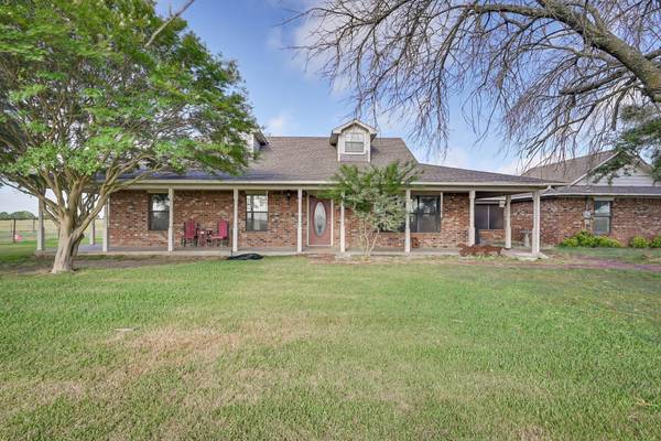 3651 FM 636 #A, Kerens, TX 75144