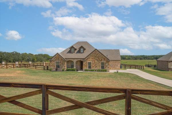 8390 Old Springtown Road, Springtown, TX 76082