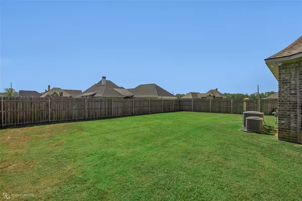 Haughton, LA 71037,543 Pebble Drive