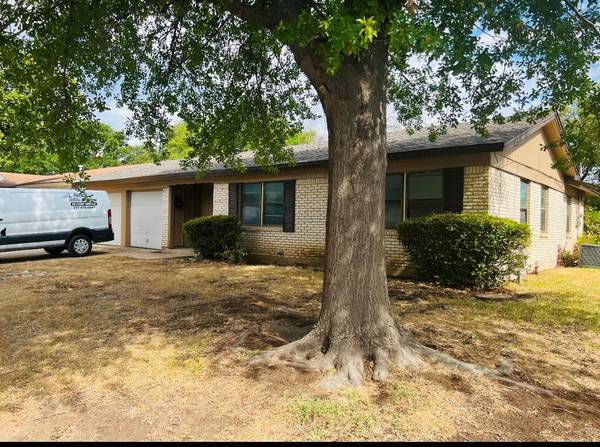 1425 Glasgow Road, Fort Worth, TX 76134