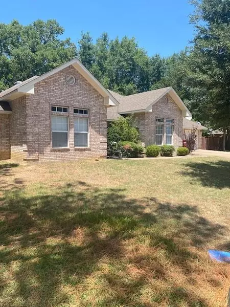 703 Kimberly Lane, Canton, TX 75103