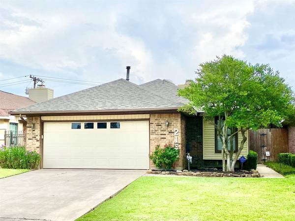 2155 Stradivarius Lane, Carrollton, TX 75007