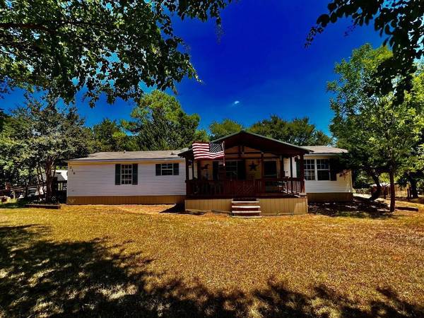 216 Mill Creek Meadow Road, Pottsboro, TX 75076