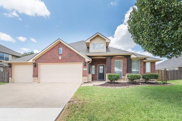 4409 Waterford Glen Drive, Mansfield, TX 76063