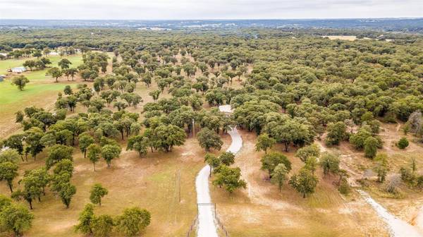 1270 Shadle Road, Poolville, TX 76487