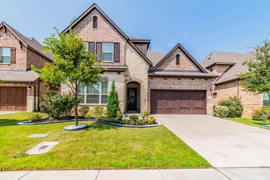 7879 Renderbrook Bend, Irving, TX 75063