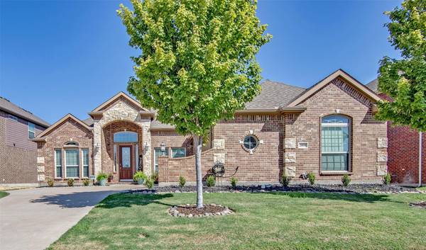 2808 Sendero, Grand Prairie, TX 75054