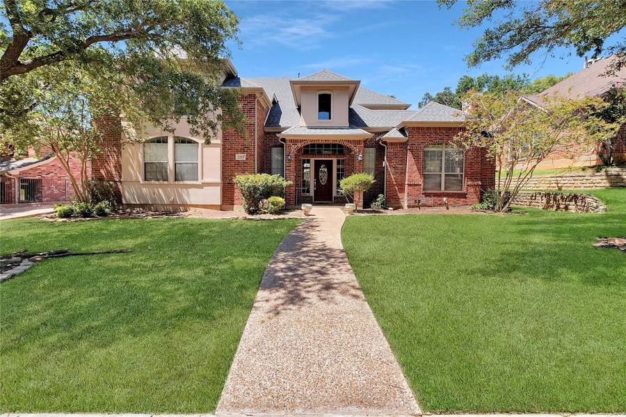 3313 Shadow Wood Circle, Highland Village, TX 75077