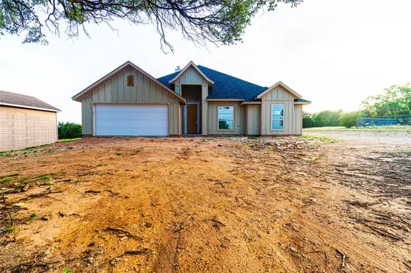 4102 Goliad Drive, Granbury, TX 76048