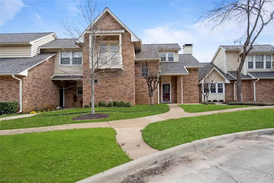 3607 Soft Wind Court, Grapevine, TX 76051