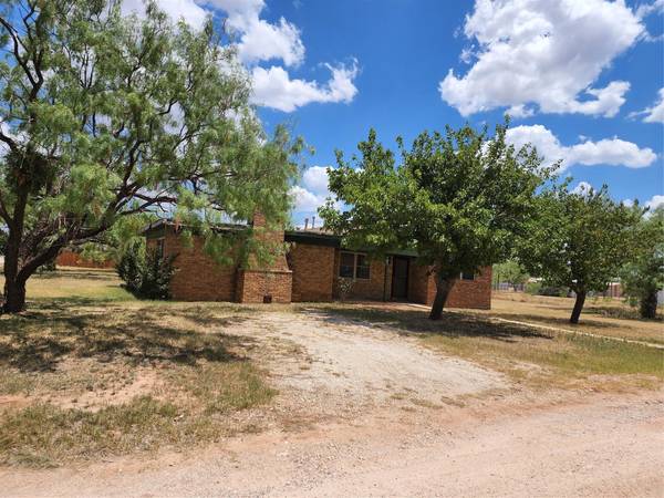 601 Avenue L, Anson, TX 79501