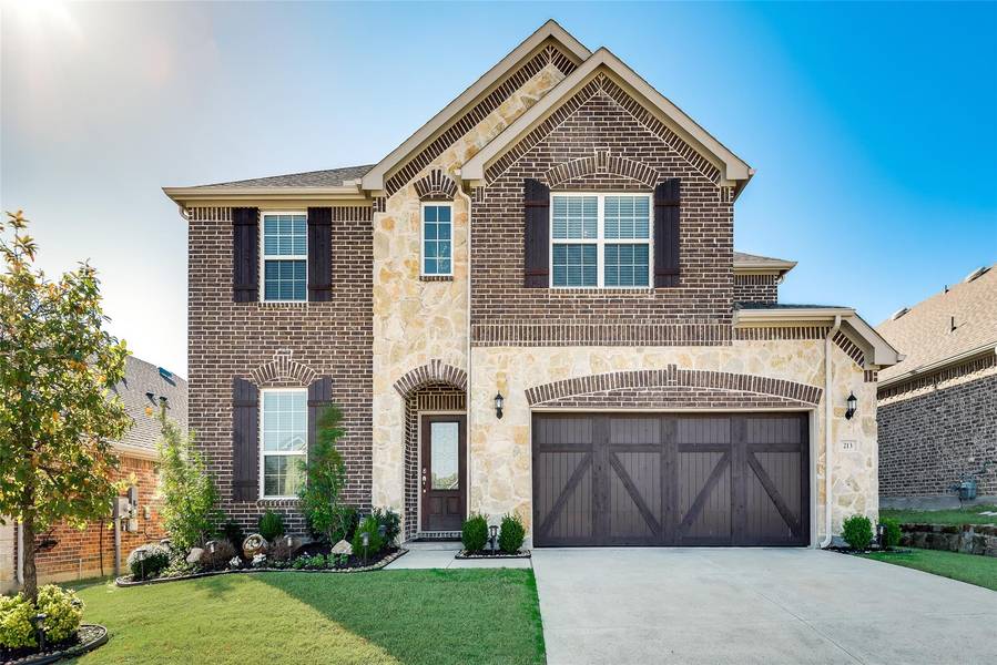 213 Cielo Azure Lane, Lewisville, TX 75067