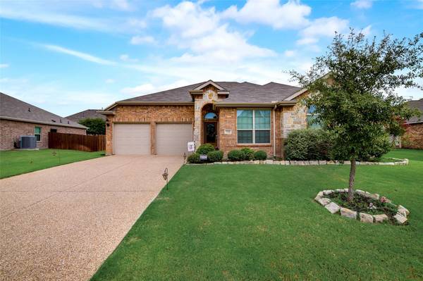 732 Newberry Court, Desoto, TX 75115