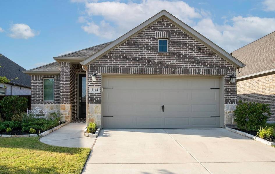 2144 Winsbury Way, Forney, TX 75126