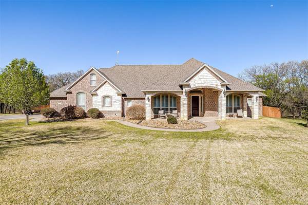 7613 Woodwind Drive, Alvarado, TX 76009