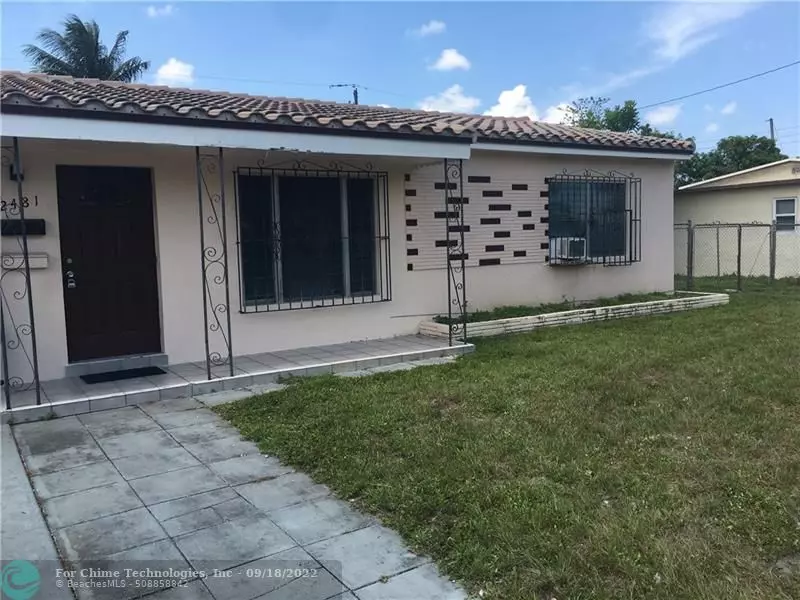 2481 SW 7th St, Fort Lauderdale, FL 33312