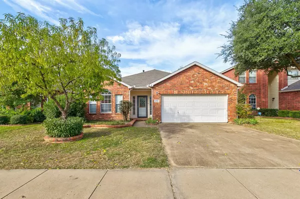 4017 Apple Street, Fort Worth, TX 76040